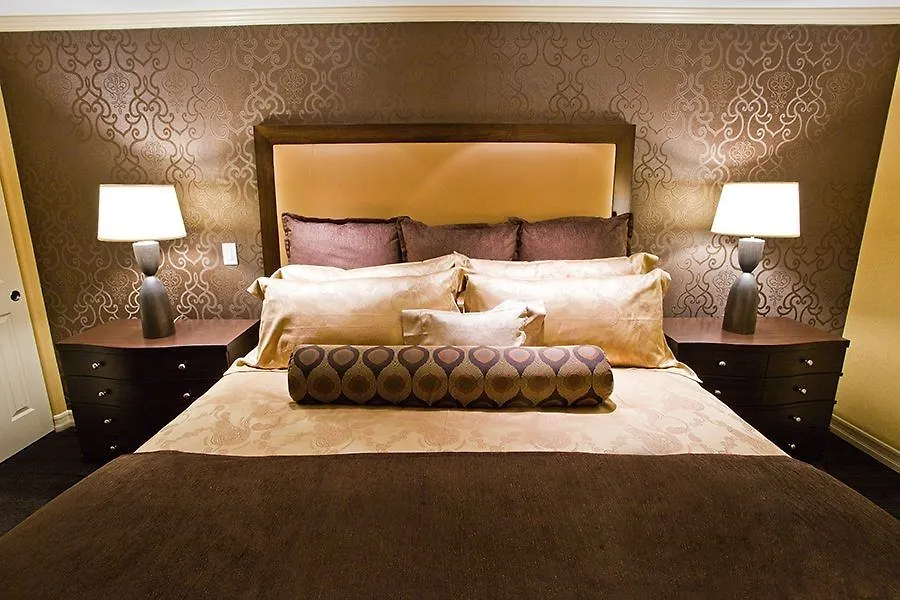 Tuscany Suites & Casino Las Vegas 3*,