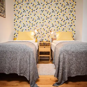best-inn-poznan-apartament-orzeszkowej.poznan-hotels.com/
