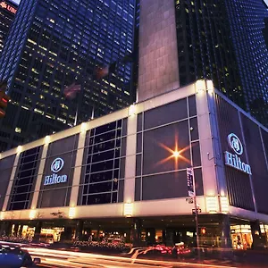 Otel Hilton Club ***