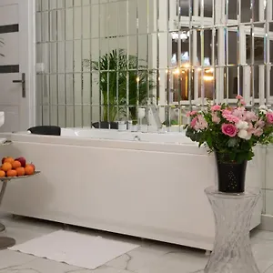 majestic-apartments-piaskowa.poznan-hotels.com/